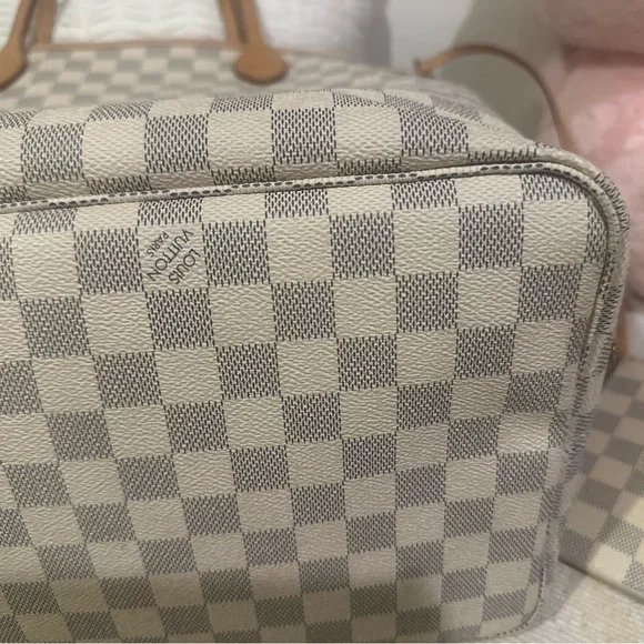 LV Neverfull GM - Picture 6 of 15